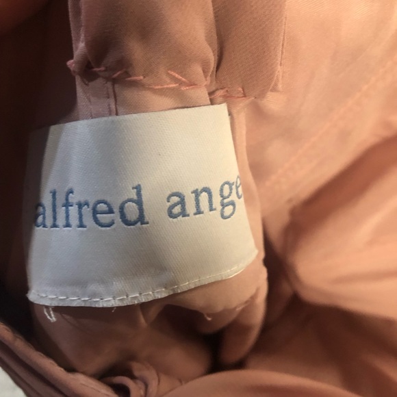 Girls formal dress - Picture 2 of 3